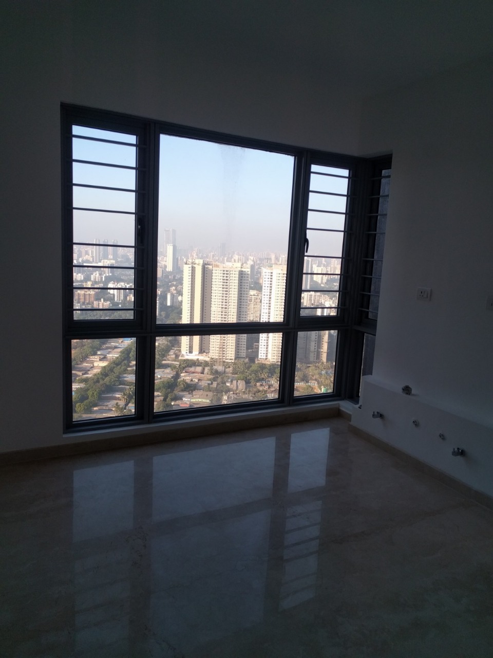 1½ BHK Semi Furnished in Imperial Heights , Goregaon West
